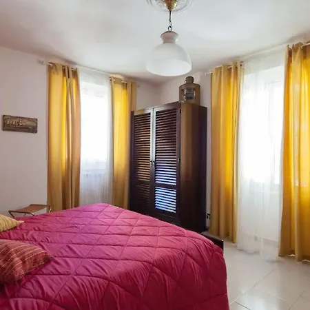 Capitan Nemo-golfo Dei Poeti Apartment