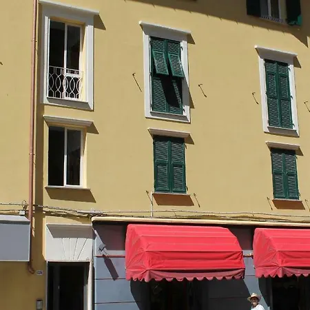 Capitan Nemo-golfo Dei Poeti * Λα Σπέτσια